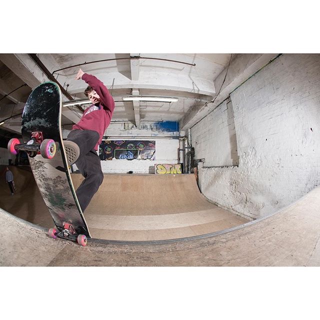 frontside blunt, Mike Simmons photo 