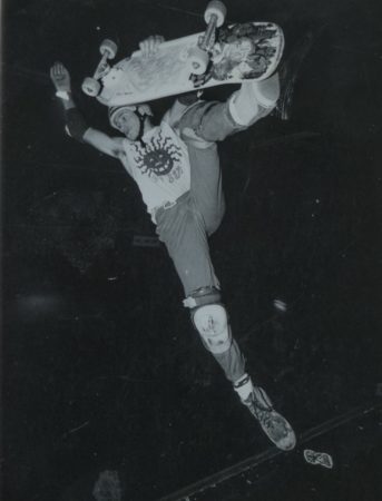 At one of the Tropica Winter contests around 86, this was kind of the only indoor skatepark back then, so everybody came for that. Riding a Florian Böhm deck and diy Big Boys shirt. Photo by Ralf Schmitt